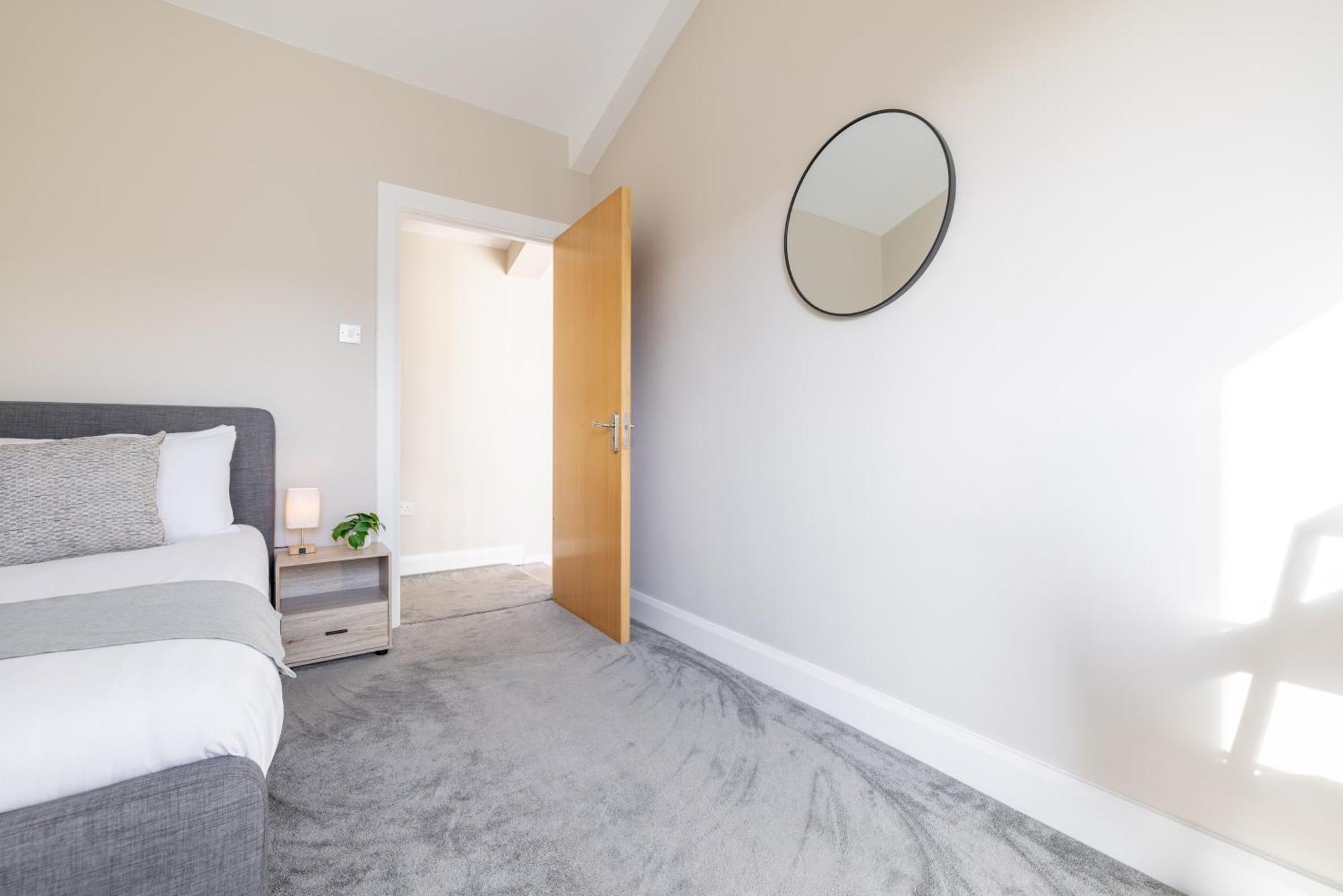 Belfast Quarters- Whitehall Sq Bagian luar foto